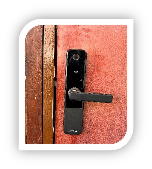 Smart lock keypad on main door