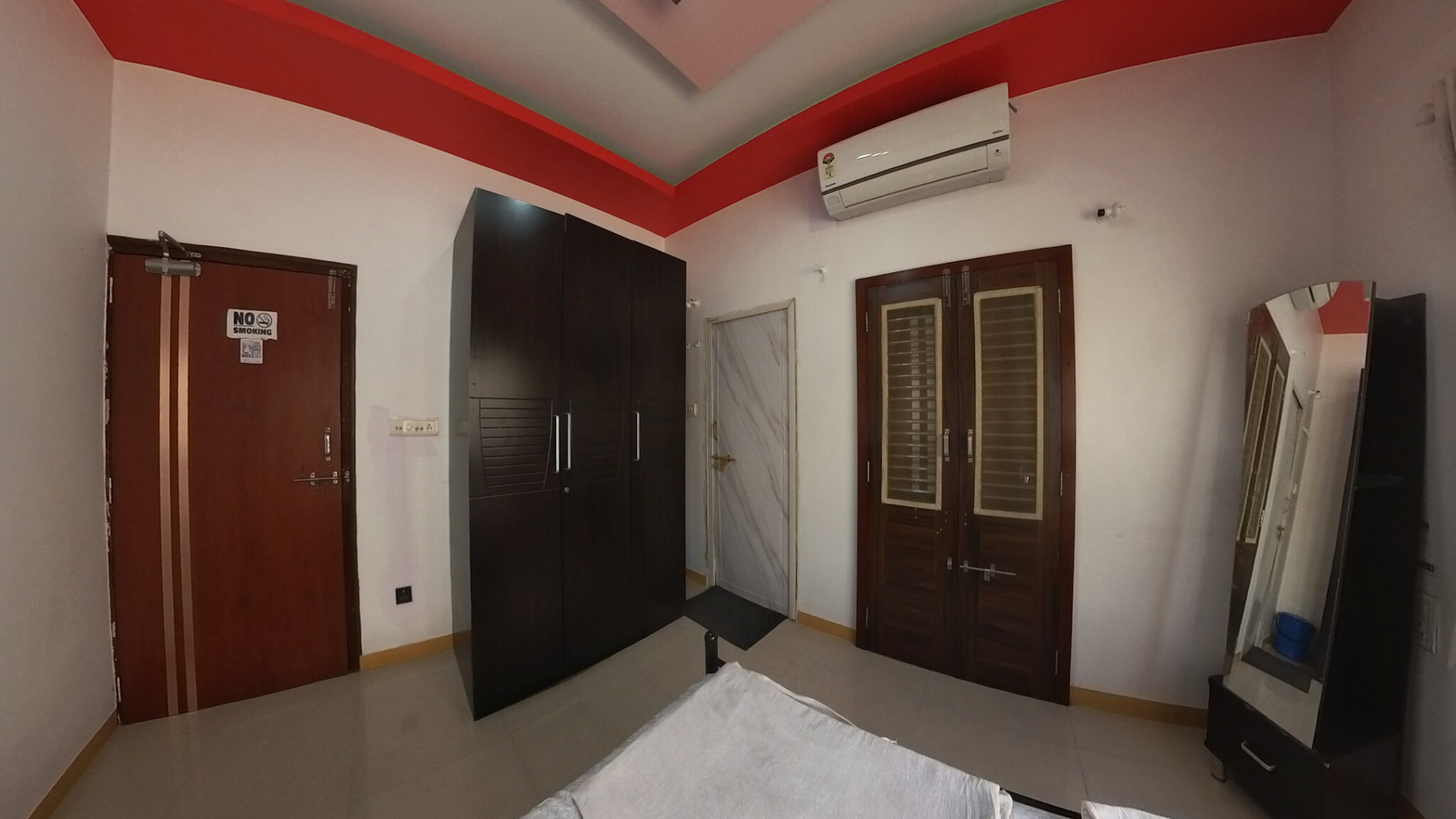 Clean and modern attached ensuite bathroom of Bedroom 2