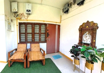 Balcony area in front of garden